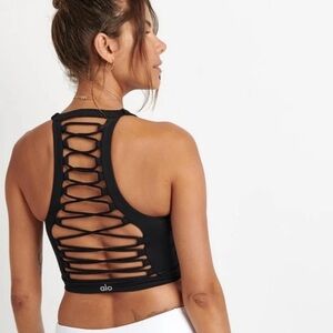 ALO Yoga Movement Black Strappy Sports Bra Tank Size M